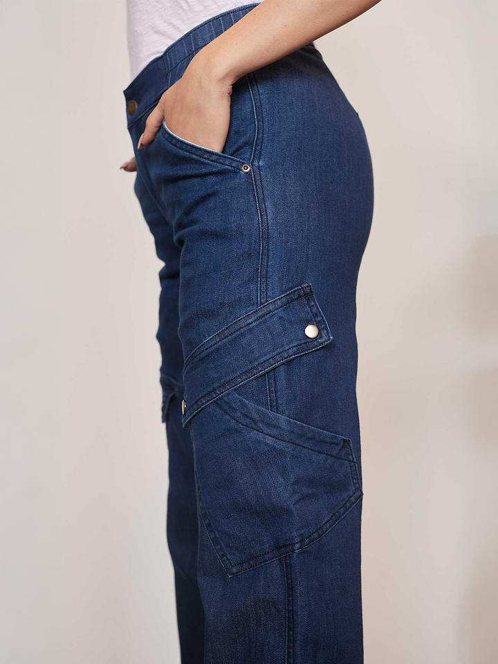 Nora Medium Blue Relaxed Straight Jean